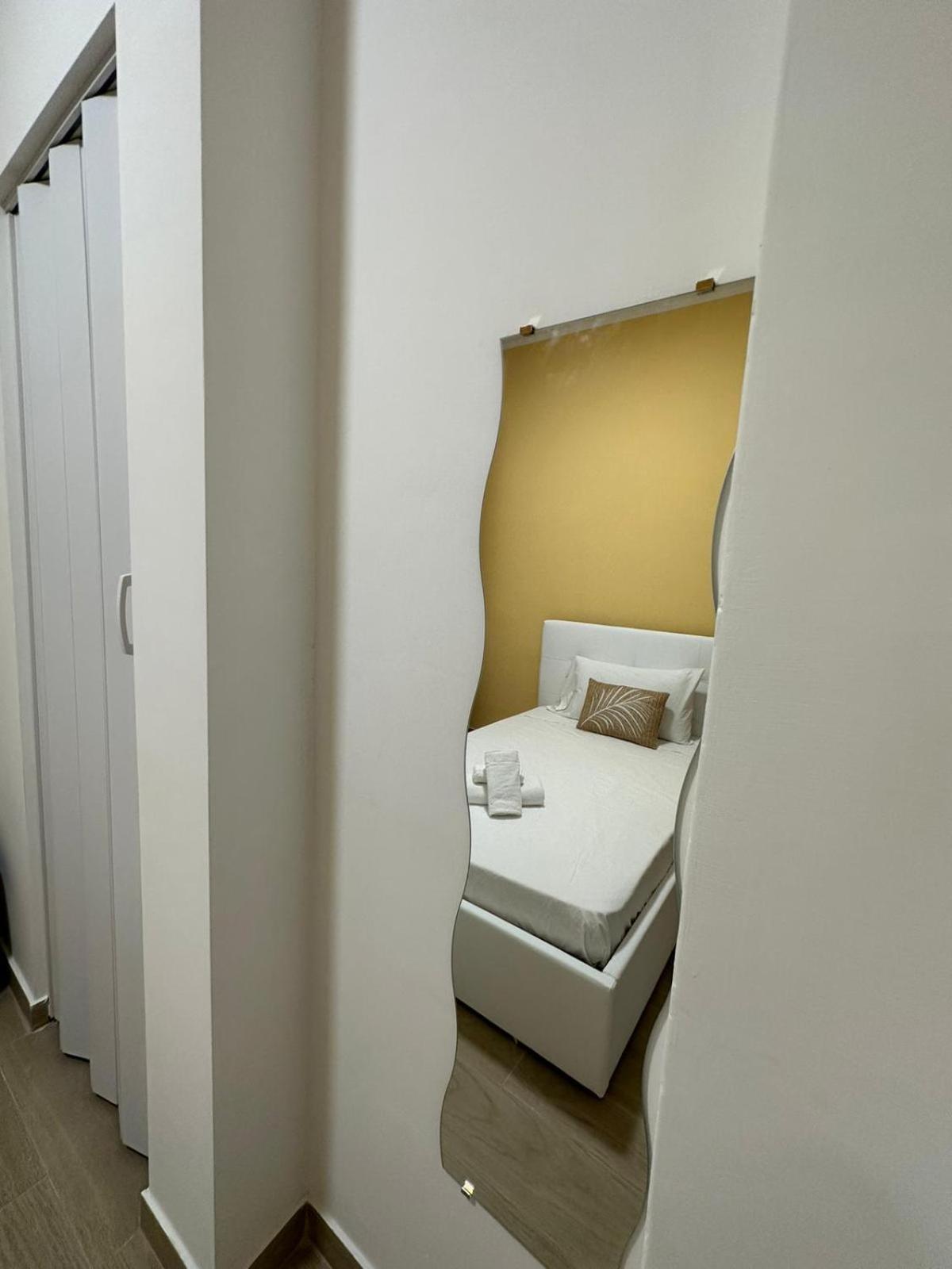 The Roman Guesthouse מראה חיצוני תמונה