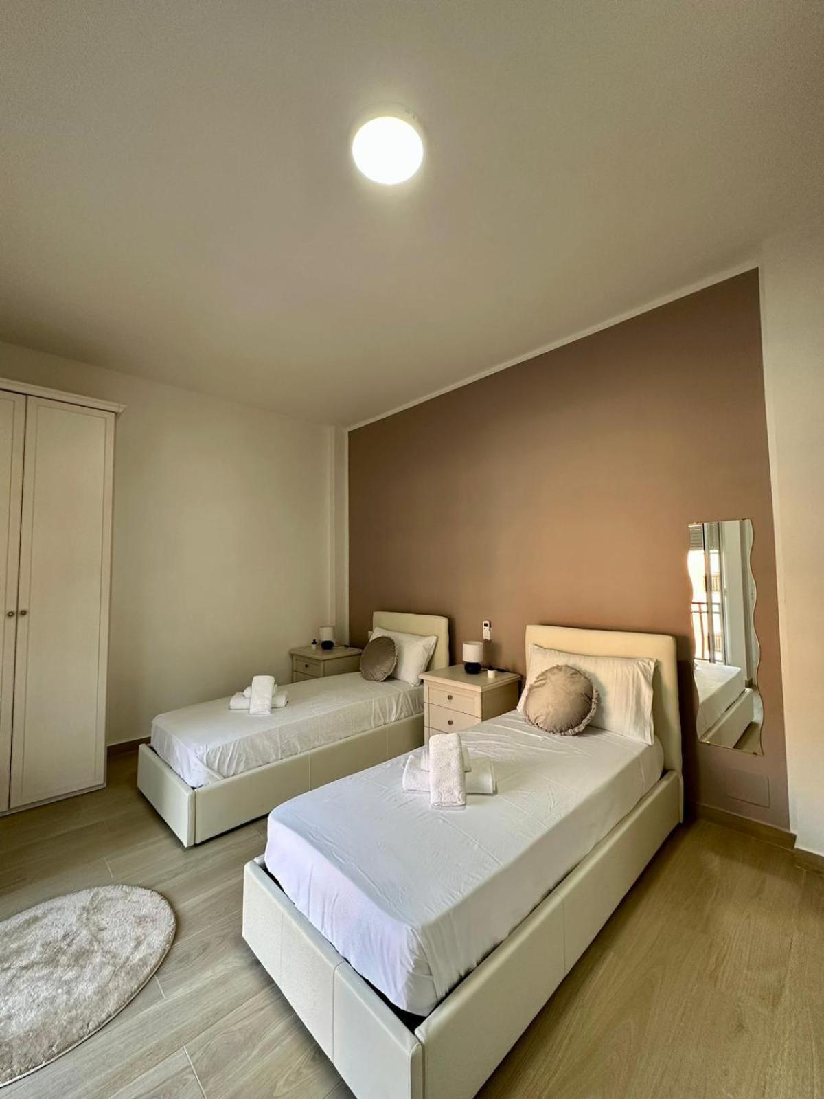 The Roman Guesthouse מראה חיצוני תמונה